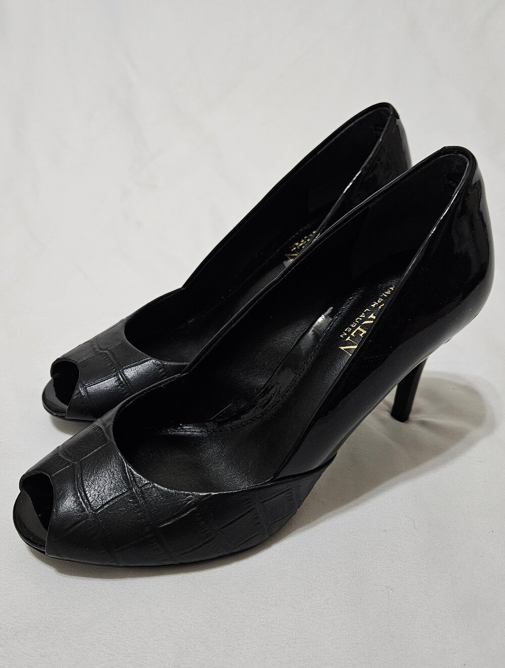 Lauren Ralph Lauren Black Croc Embossed Peep-Toe Pumps Heels Women's 7